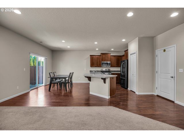 16973 Nw VIOLA St, Portland, OR 97229
