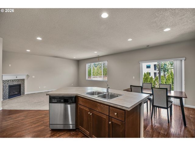 16973 Nw VIOLA St, Portland, OR 97229
