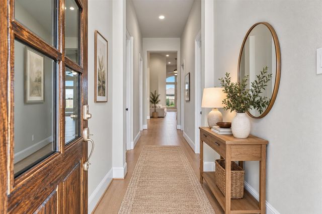 2723 Lakeside Shore Drive, League City, TX 77573