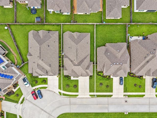 2723 Lakeside Shore Drive, League City, TX 77573