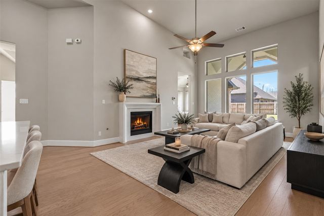 2723 Lakeside Shore Drive, League City, TX 77573