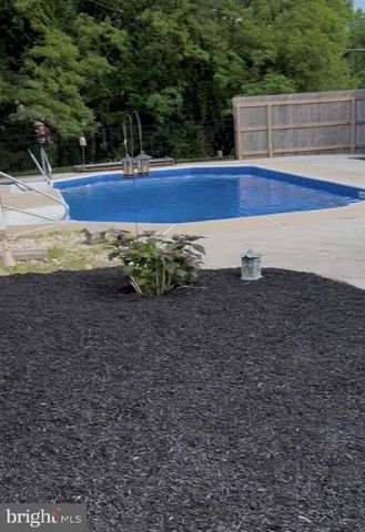 7 CLUB LN, Earleville, MD 21919