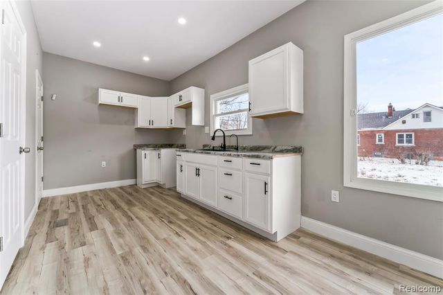 7214 Tuxedo Street, Detroit, MI 48204