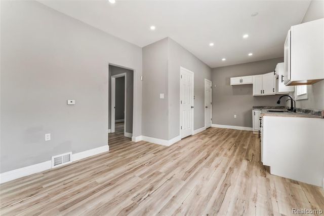 7214 Tuxedo Street, Detroit, MI 48204