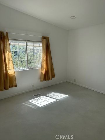 260 Mayflower Drive, Newport Beach, CA 92660