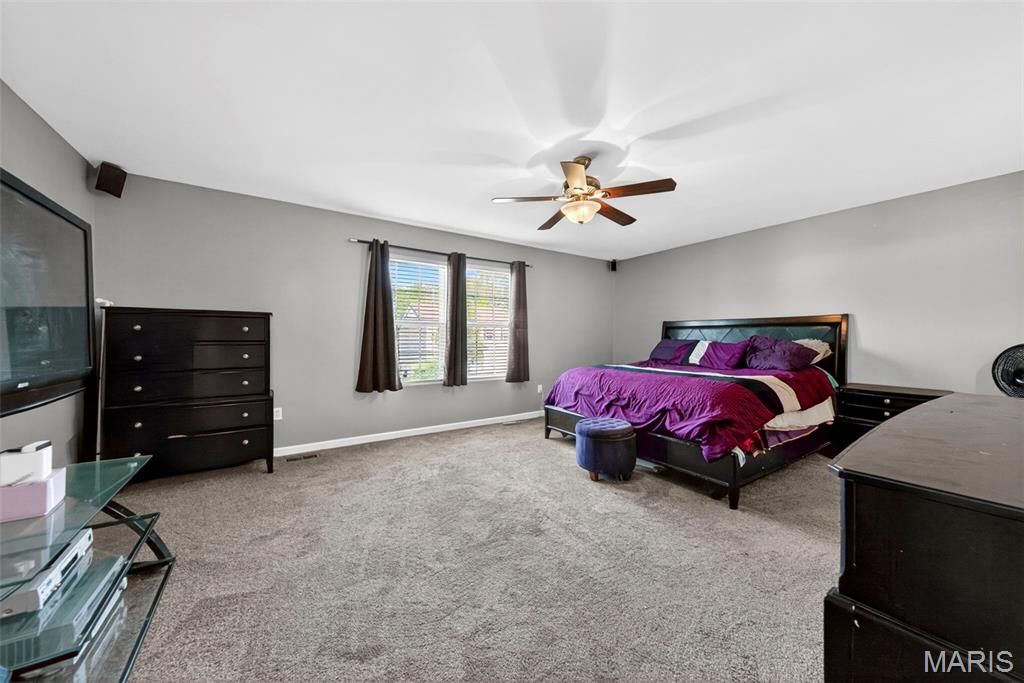 Image 24 of property listing at 187 Fox Creek Drive, Wentzville, MO 63385