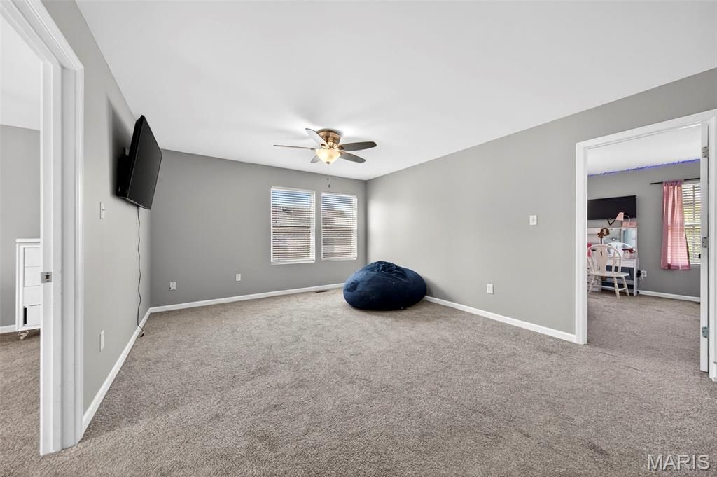 Image 29 of property listing at 187 Fox Creek Drive, Wentzville, MO 63385