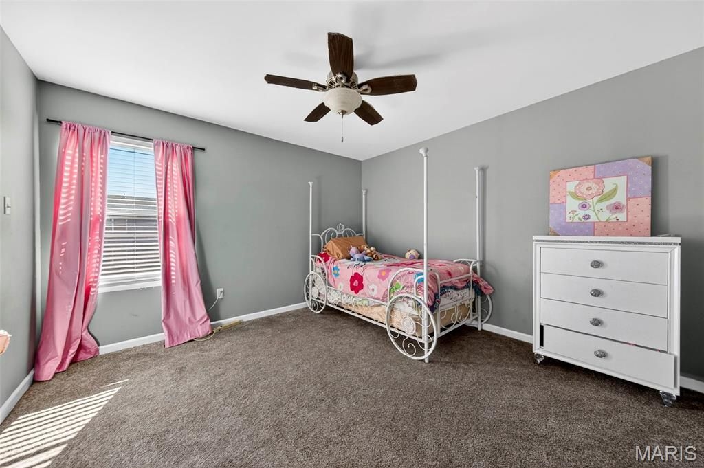 Image 33 of property listing at 187 Fox Creek Drive, Wentzville, MO 63385