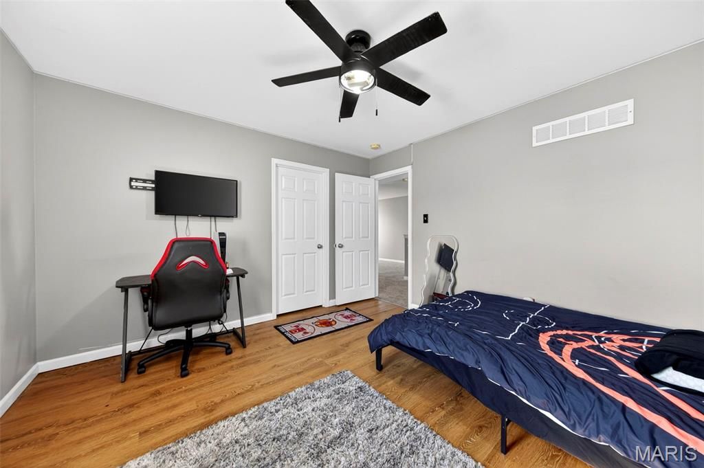 Image 36 of property listing at 187 Fox Creek Drive, Wentzville, MO 63385
