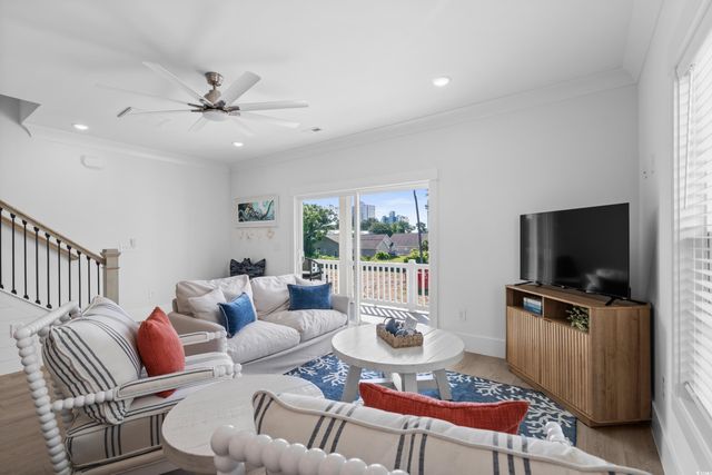 2303 Seaseeker Ln., Myrtle Beach, SC 29577