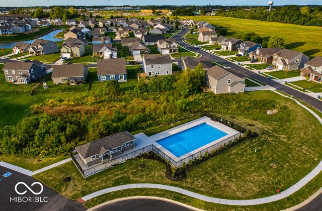 1669 N Clearwater Drive, Greenfield, IN 46140