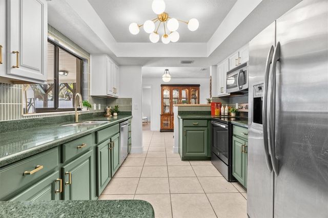 9528 LAKE DOUGLAS PLACE, Orlando, FL 32817