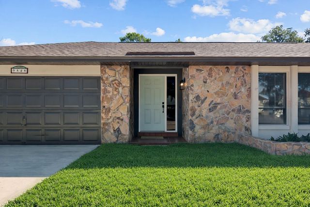 9528 LAKE DOUGLAS PLACE, Orlando, FL 32817