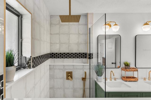 9528 LAKE DOUGLAS PLACE, Orlando, FL 32817