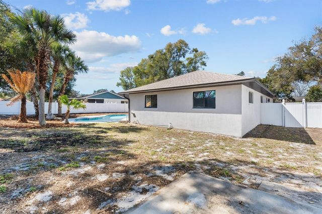 9528 LAKE DOUGLAS PLACE, Orlando, FL 32817