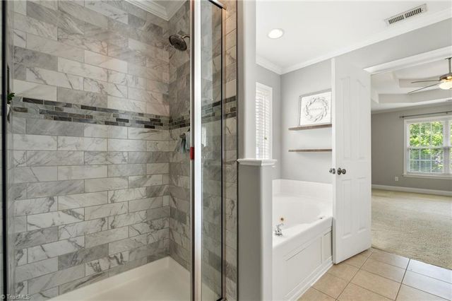 7084 Bridgewood Road, Clemmons, NC 27012