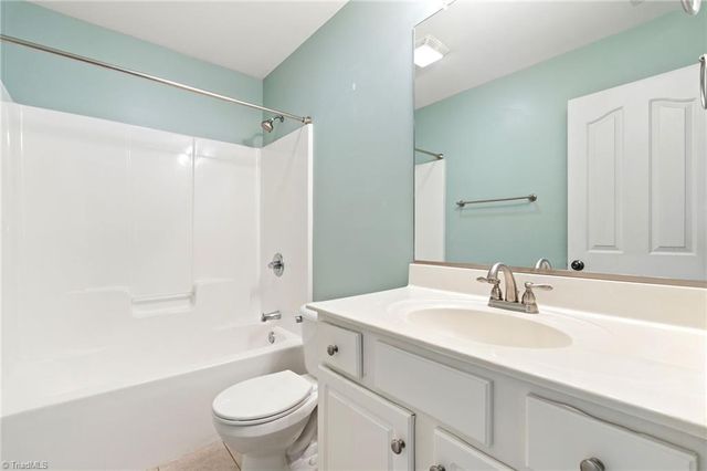 7084 Bridgewood Road, Clemmons, NC 27012