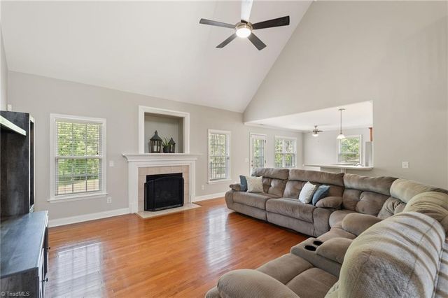 7084 Bridgewood Road, Clemmons, NC 27012