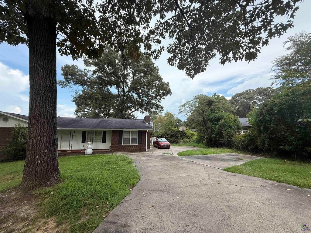 102 Sheila Drive, Warner Robins, GA 31088