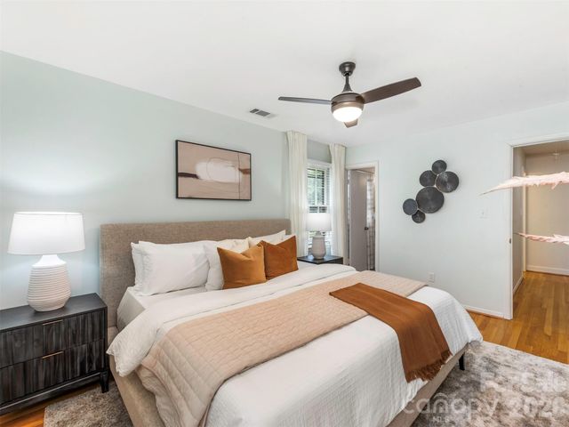 1429 Mcilroy Road, Charlotte, NC 28212