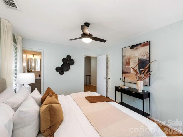 1429 Mcilroy Road, Charlotte, NC 28212