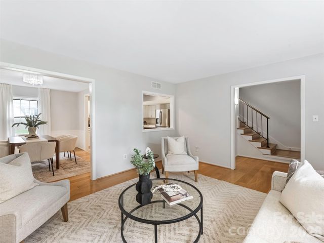 1429 Mcilroy Road, Charlotte, NC 28212