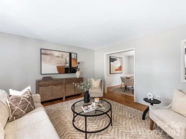1429 Mcilroy Road, Charlotte, NC 28212