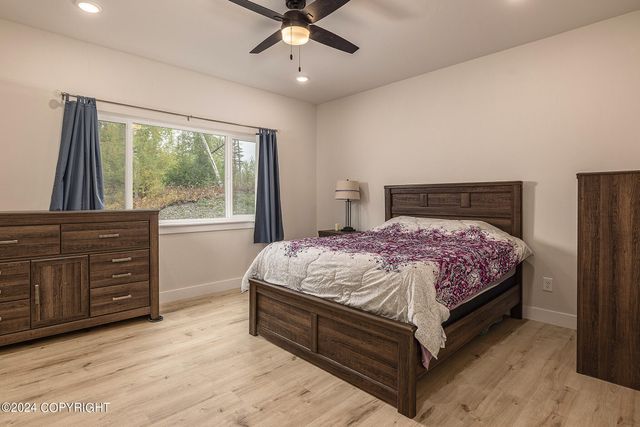 5292 W Kelsi Loop, Wasilla, AK 99623