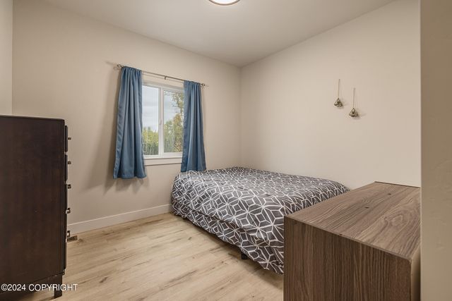 5292 W Kelsi Loop, Wasilla, AK 99623