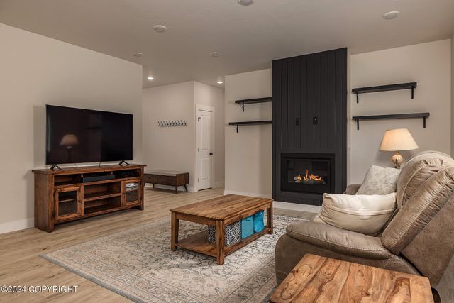 5292 W Kelsi Loop, Wasilla, AK 99623