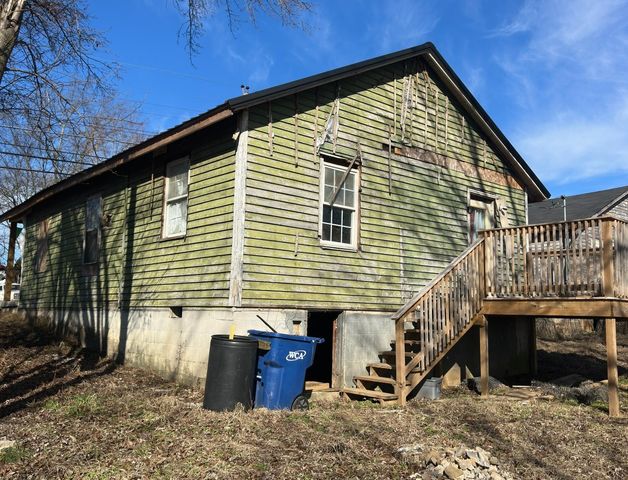 2125 Butler Rd, Hopkinsville, KY 42240