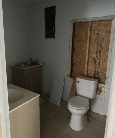 2125 Butler Rd, Hopkinsville, KY 42240