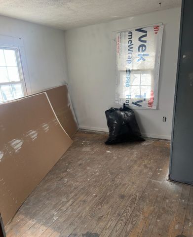 2125 Butler Rd, Hopkinsville, KY 42240