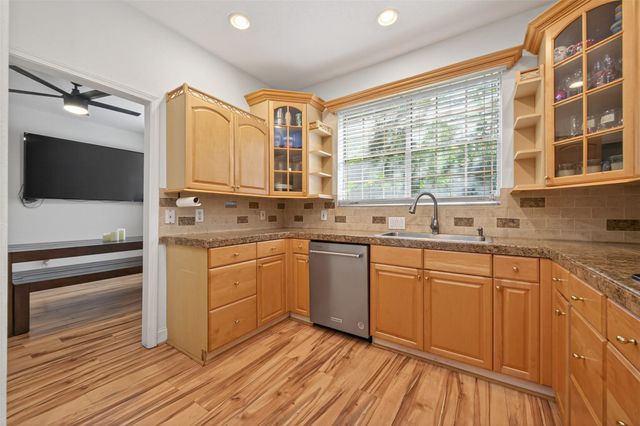 8107 Tiger Lane, Houston, TX 77040