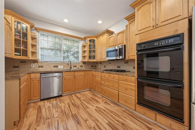 8107 Tiger Lane, Houston, TX 77040