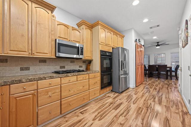 8107 Tiger Lane, Houston, TX 77040