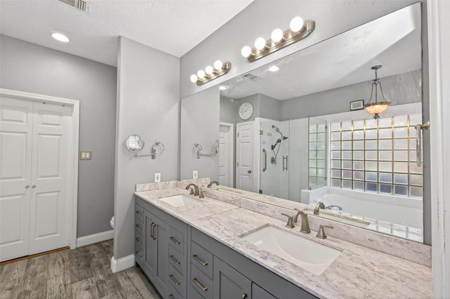8107 Tiger Lane, Houston, TX 77040