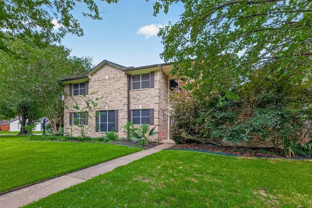 8107 Tiger Lane, Houston, TX 77040