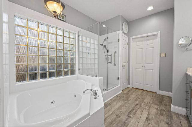 8107 Tiger Lane, Houston, TX 77040
