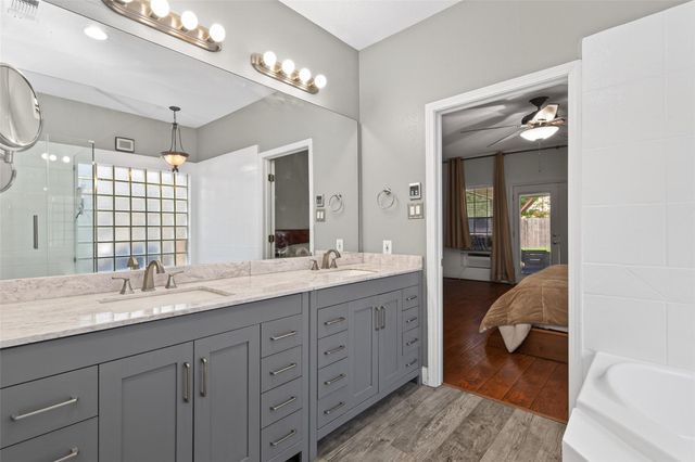 8107 Tiger Lane, Houston, TX 77040