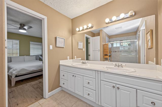 8107 Tiger Lane, Houston, TX 77040