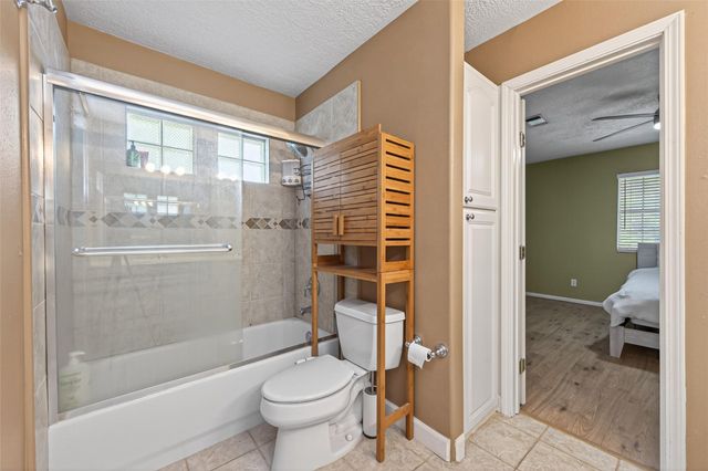 8107 Tiger Lane, Houston, TX 77040