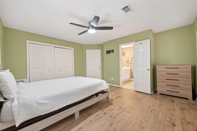 8107 Tiger Lane, Houston, TX 77040