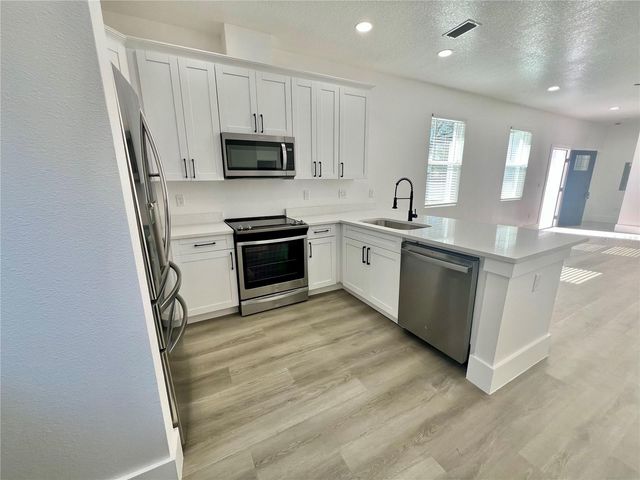 7514 ILLINOIS DRIVE, Tampa, FL 33619