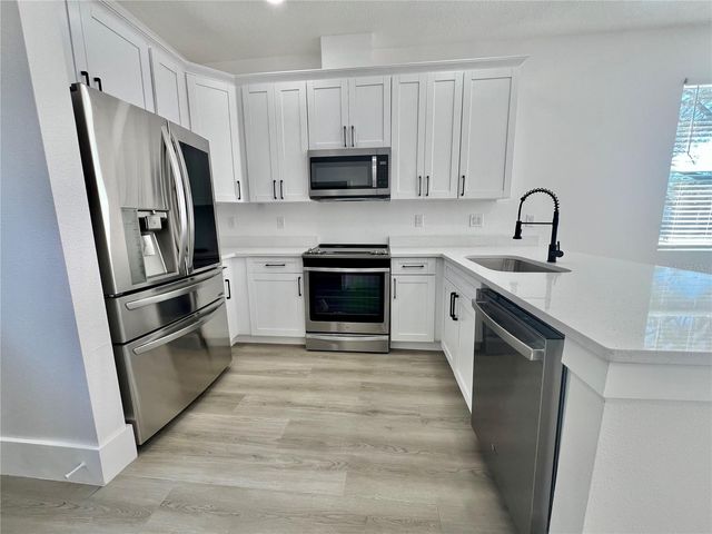 7514 ILLINOIS DRIVE, Tampa, FL 33619