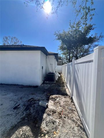 7514 ILLINOIS DRIVE, Tampa, FL 33619