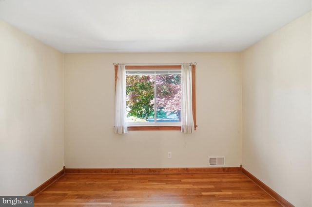 12615 EASTBOURNE DR, Silver Spring, MD 20904