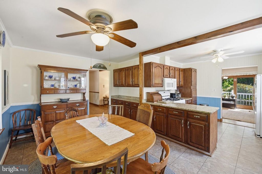 Image 19 of property listing at 12615 EASTBOURNE DR, Silver Spring, MD 20904