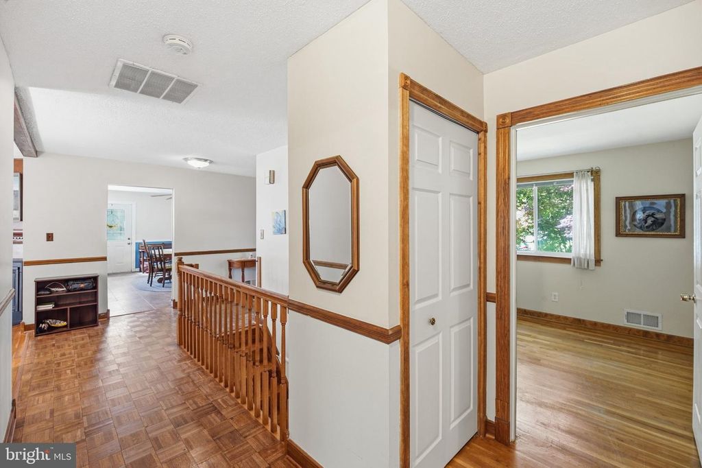 Image 23 of property listing at 12615 EASTBOURNE DR, Silver Spring, MD 20904