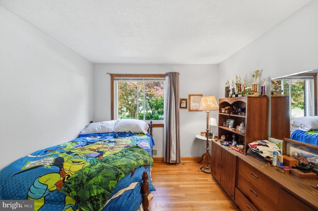 Image 27 of property listing at 12615 EASTBOURNE DR, Silver Spring, MD 20904